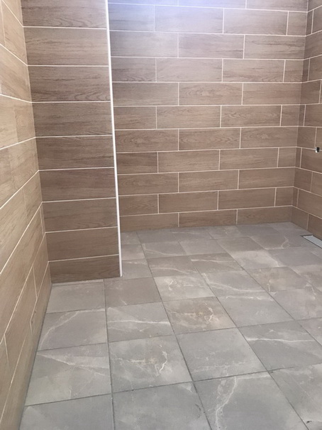 牆面打底粉光,地面木紋磚 嘉義牆面打底粉光,地面木紋磚